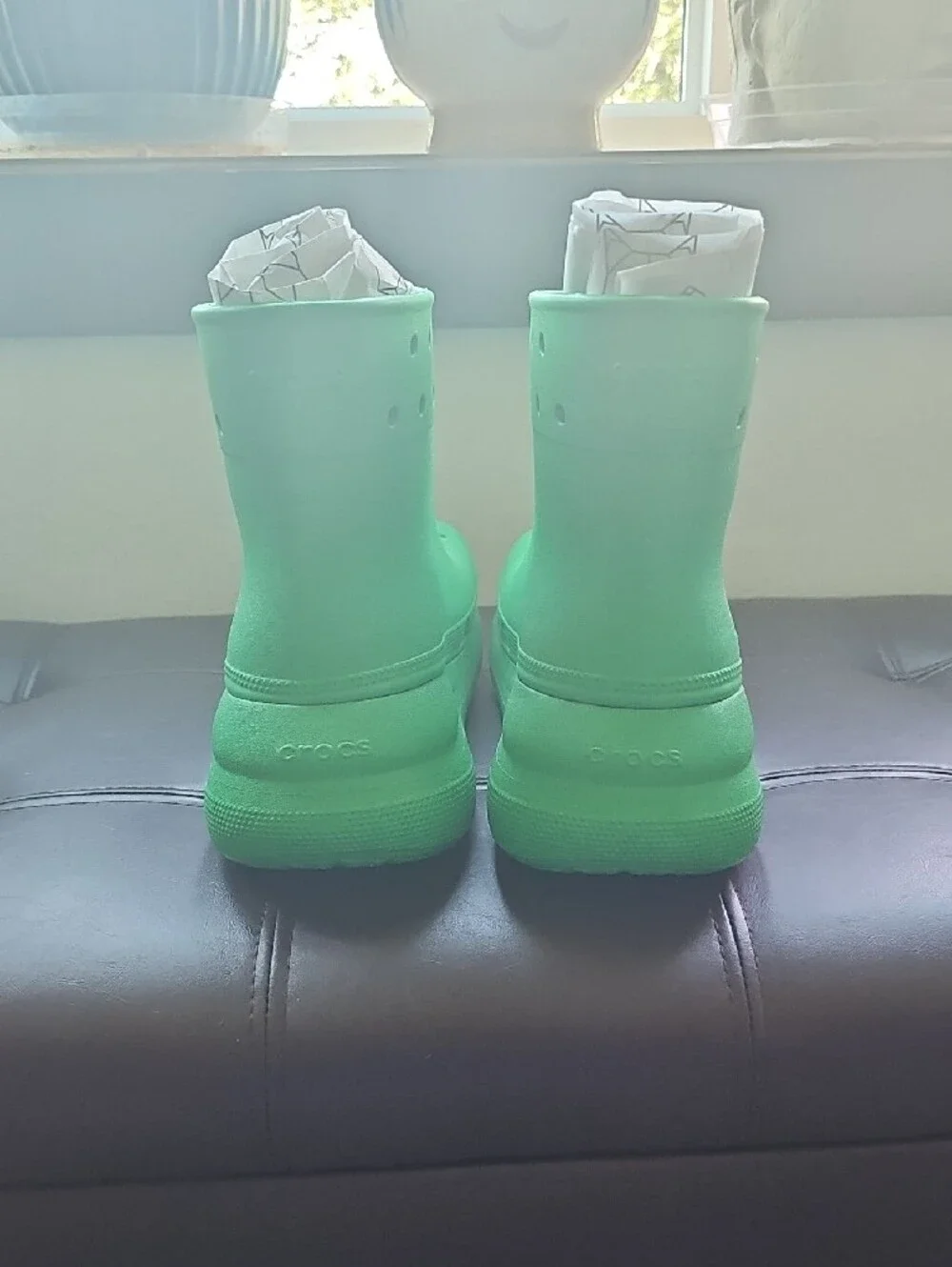 ●●CROCS GREEN RAIN BOOTS SIZE 7M/9W NWOT●●